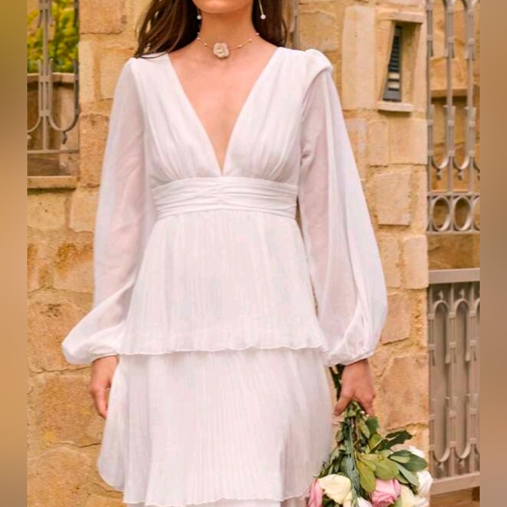 New Flowy Pleated Tiered Maxi Dress Bishop Long Sleeve White - Picture 6 of 11